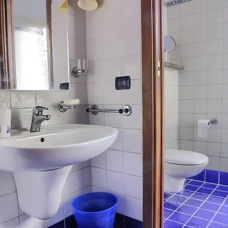 Дом отдыха Bay Verrua Savoia